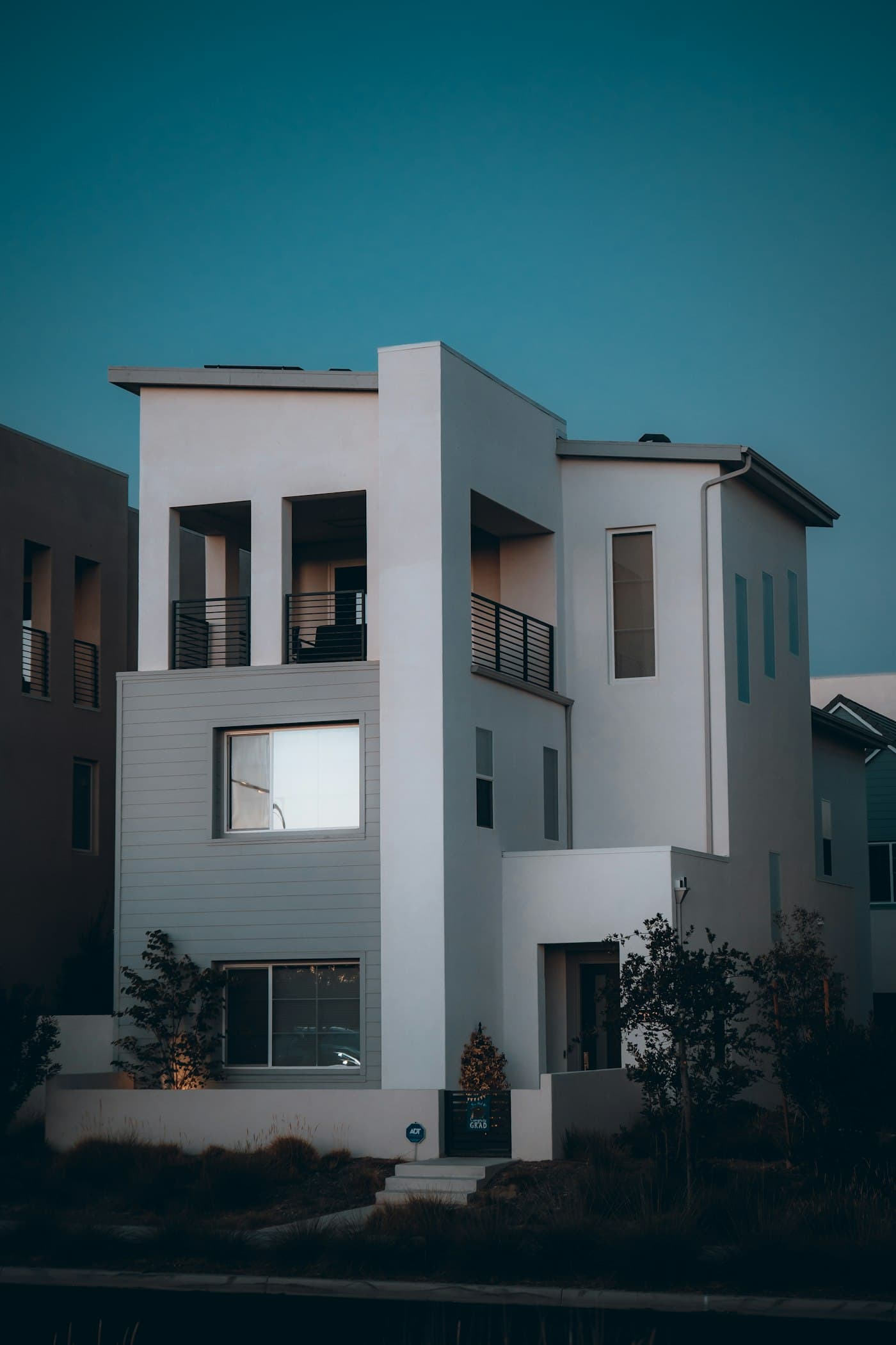 Renovated multi-level townhome